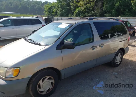 2001 Toyota Sienna from USA, damaged, VIN NOTANOTARY